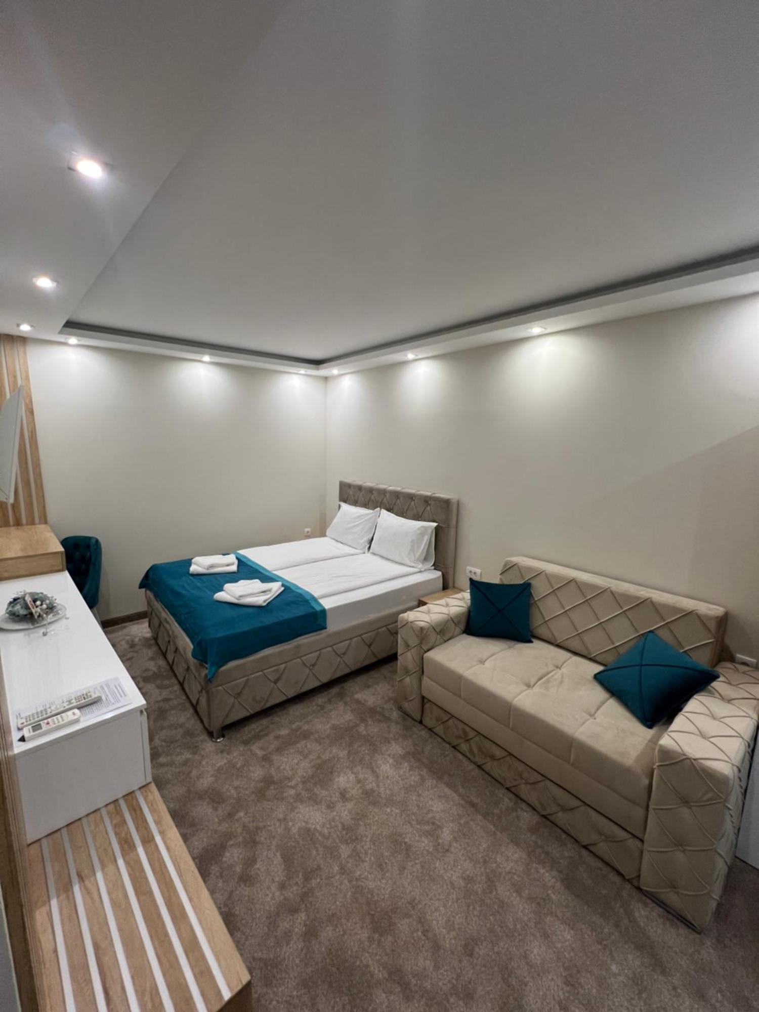 Center Deluxe Garni Oda ve Kahvaltı 4*