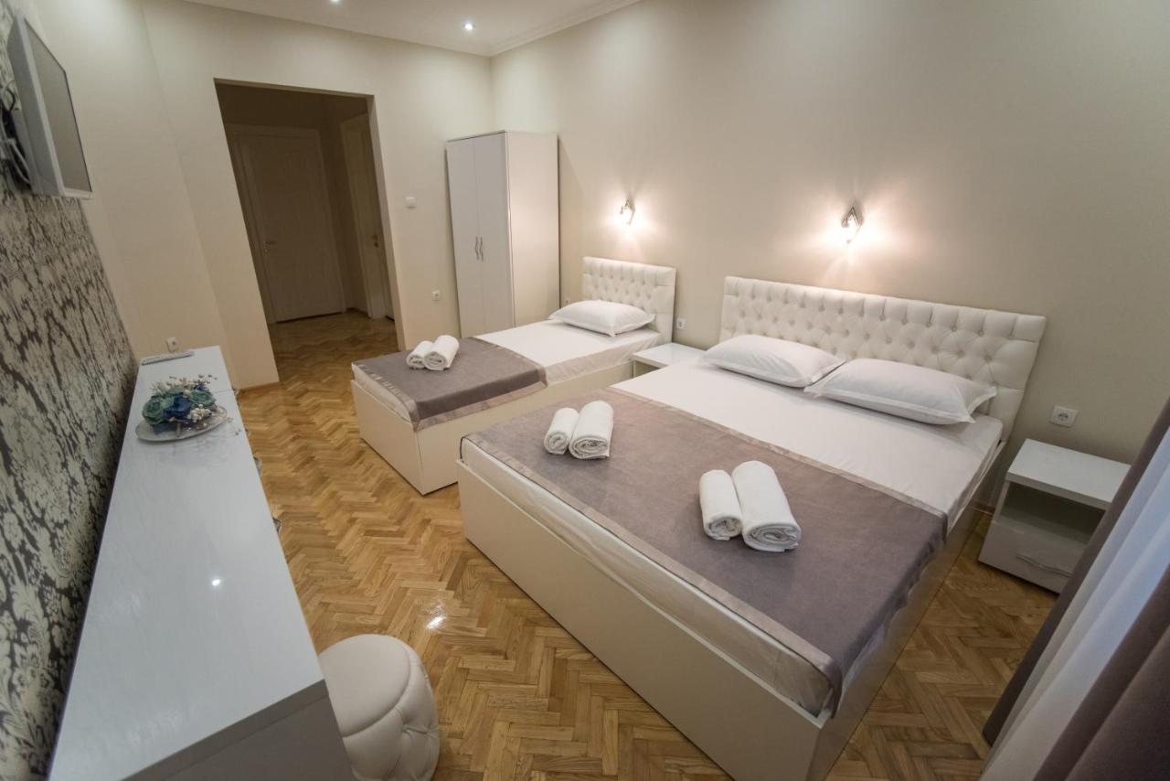 Oda ve Kahvaltı Center Deluxe Garni 4*