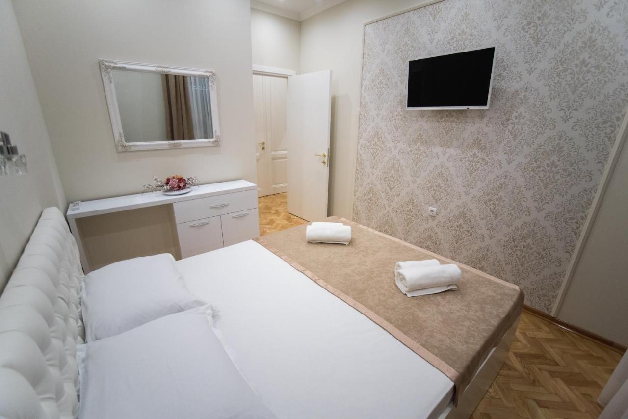 Center Deluxe Garni 4* Ниш